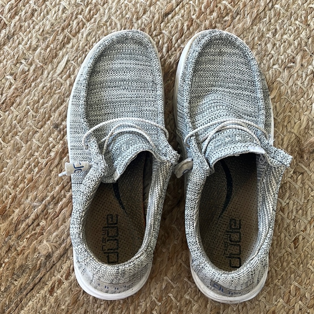 Hey dudes. Mens size 10
